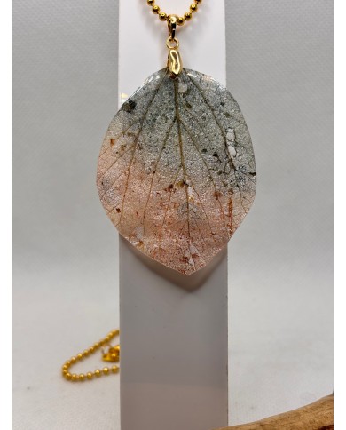 COLLAR ARTESANO DE HOJA NATURAL