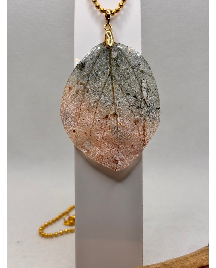 COLLAR ARTESANO DE HOJA NATURAL