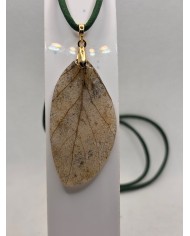 COLLAR ARTESANO de hoja natural esqueletizada