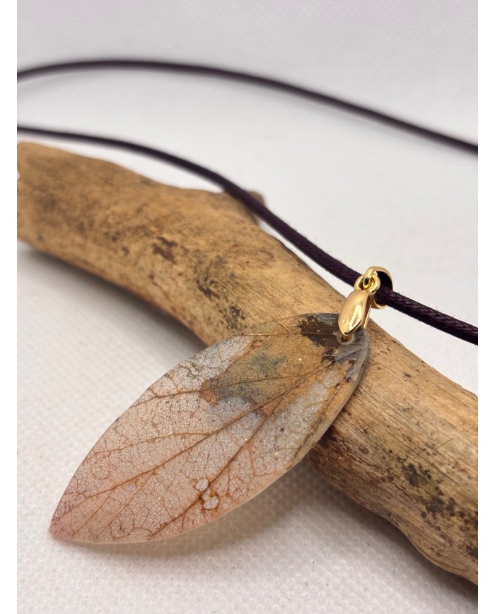 COLLAR ARTESANO DE HOJA NATURAL