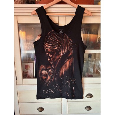 CAMISETA PINTADA A MANO CON LEJÍA