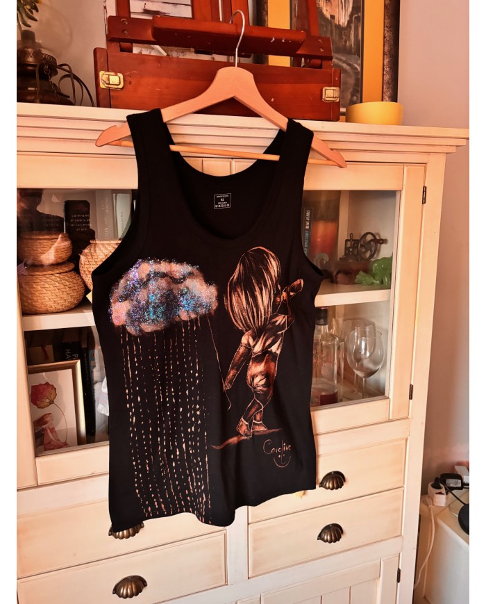 CAMISETA PINTADA A MANO CON LEJÍA