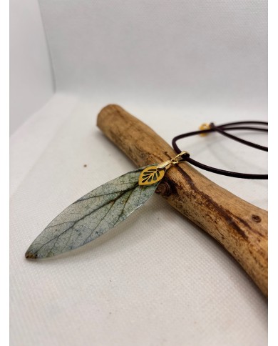 COLLAR ARTESANO DE HOJA NATURAL