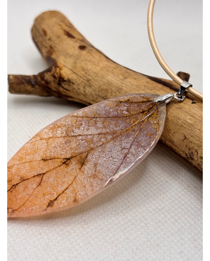COLLAR ARTESANO DE HOJA NATURAL artesano