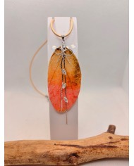COLLAR  ARTESANO DE HOJA NATURAL ESQUELETIZADA