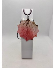 COLLAR ARTESANOS DE HOJA NATURAL ESQUELETIZADA