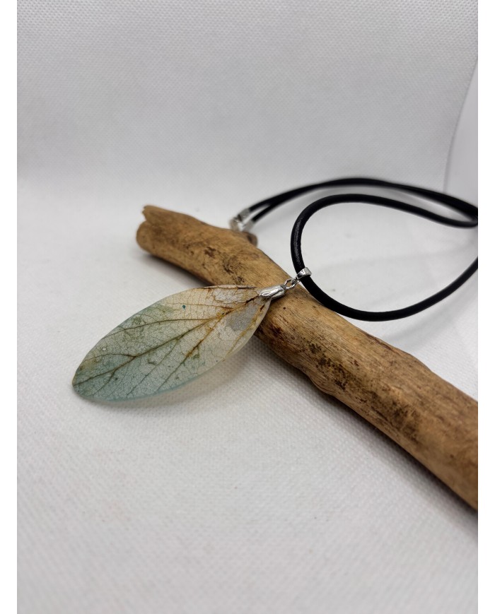 COLLAR ARTESANO DE HOJA NATURAL