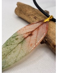 COLLAR ARTESANO DE HOJA NATURAL ESQUELETIZADA