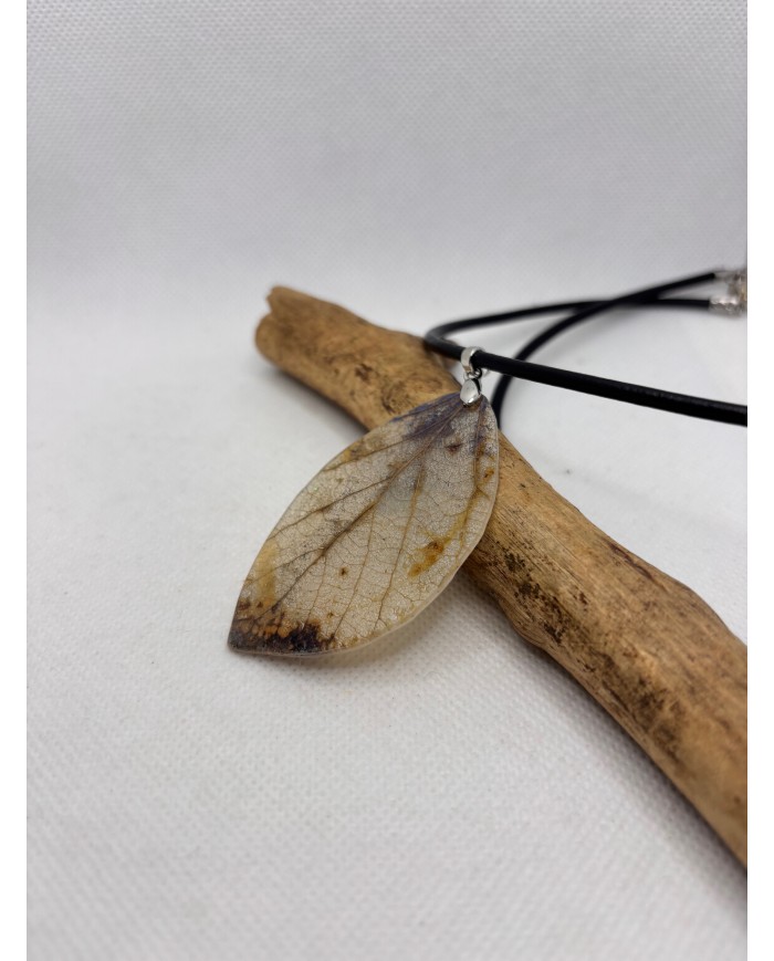 COLLARA ARTESANO DE HOJA NATURAL