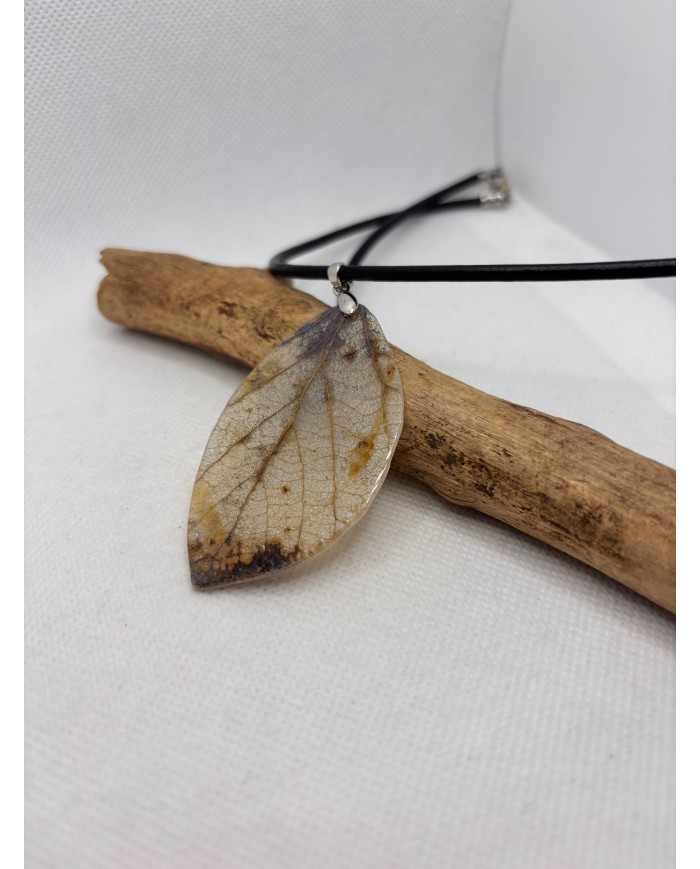 COLLARA ARTESANO DE HOJA NATURAL