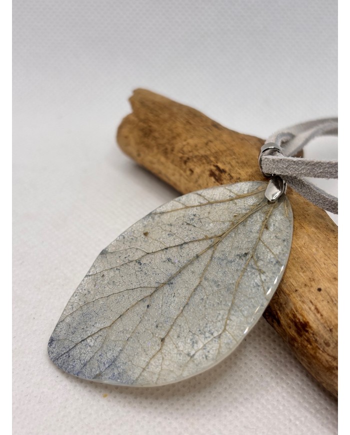 COLLAR ARTESANO DE HOJA NATURAL