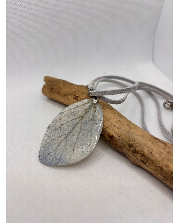 COLLAR ARTESANO DE HOJA NATURAL