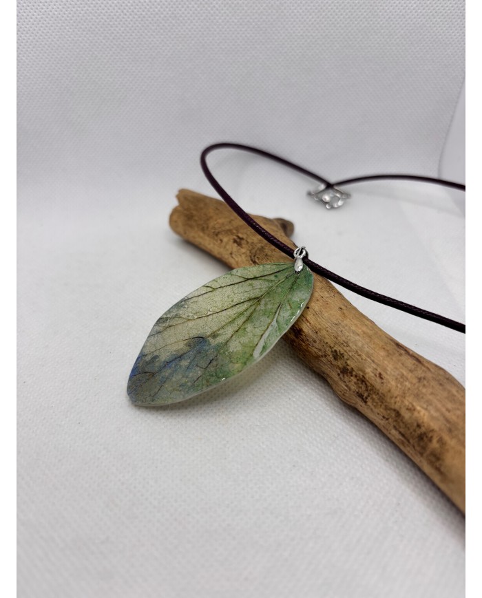 COLLAR ARTESANO DE HOJA NATURAL