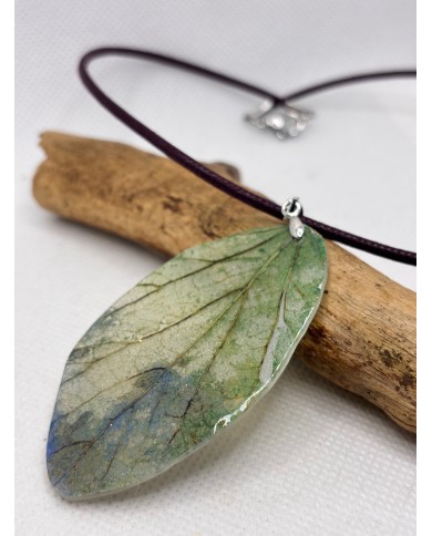 COLLAR ARTESANO DE HOJA NATURAL