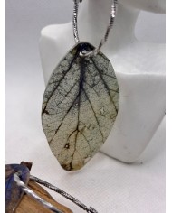 PENDIENTES ARTESANOS DE HOJA NATURAL ESQUELETIZADA