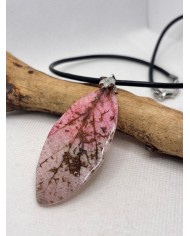 COLLAR ARTESANO DE HOJA NATURAL ESQUELETIZADA