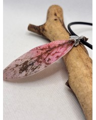 COLLAR ARTESANO DE HOJA NATURAL ESQUELETIZADA