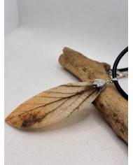 COLLAR ARTESANO DE HOJA NATURAL ESQUELETIZADA