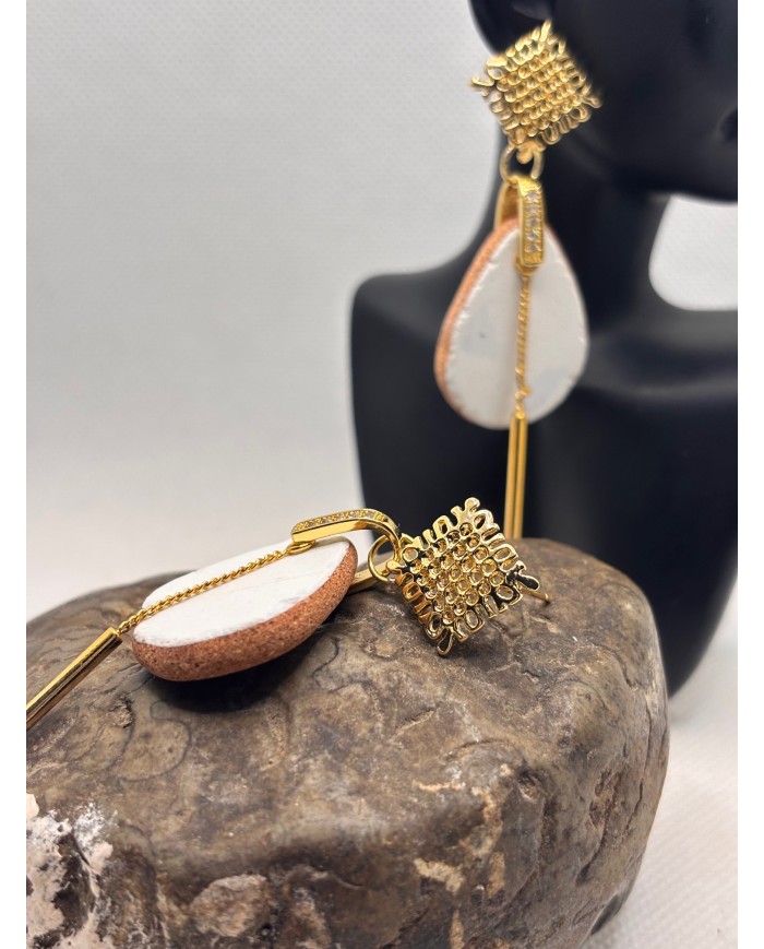 PENDIENTES ARTESANOS DE AZULEJOS DESGASTADOS POR EL MAR