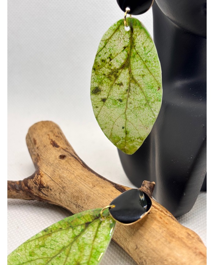 PENDIENTES ARTESANOS DE HOJA NATURAL ESQUELETIZADA