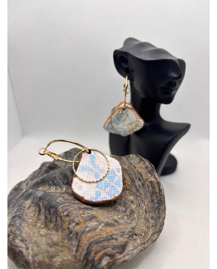 PENDIENTES ARTESANOS DE AZULEJOS DEL MAR DESGASTADOS