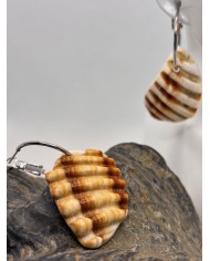 PENDIENTES ARTESANOS DE TROCITOS DE CONCHA DEL MEDITERRANEO