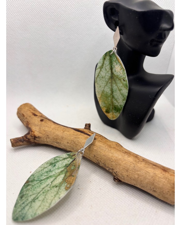 PENDIENTES ARTESANOS DE HOJA NATURAL ESQUELETIZADA
