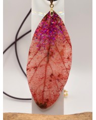 COLLAR ARTESANO DE HOJA NATURAL ESQUELETIZADA