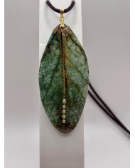 COLLAR ARTESANO DE HOJA NATURAL ESQUELETIZA