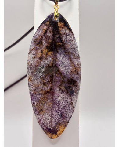 COLLAR ARTESANO DE HOJA NATURAL ESQUELETIZA