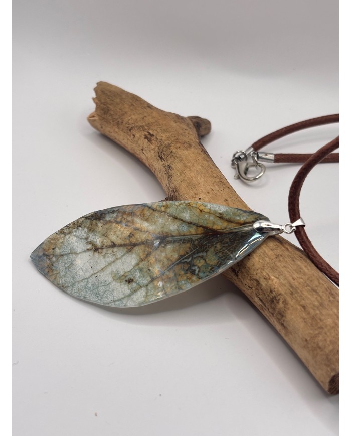 COLLAR ARTESANO DE HOJA NATURAL