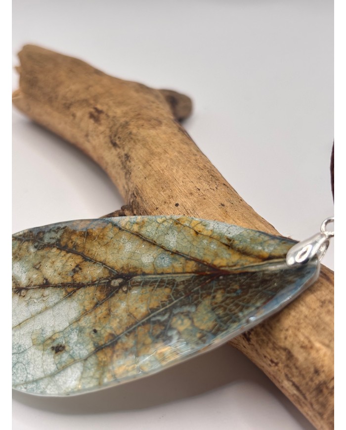 COLLAR ARTESANO DE HOJA NATURAL