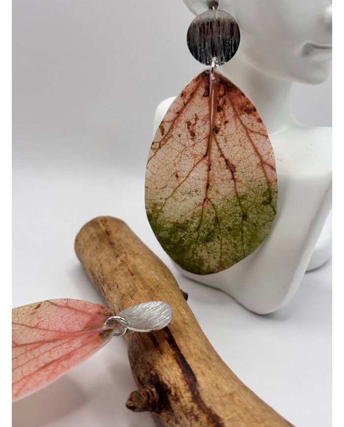 PENDIENTES ARTESANOS DE HOJA NATURAL ESQUELETIZADA