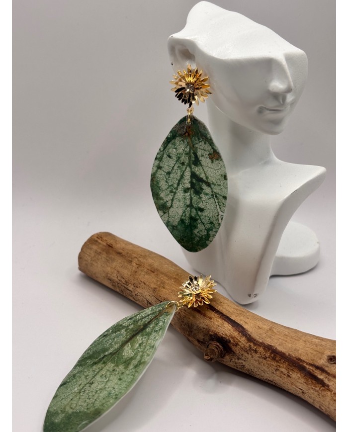 PENDIENTES ARTESANOS DE HOJA NATURAL ESQUELETIZADA