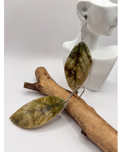 PENDIENTES ARTESANOS DE HOJA NATURAL ESQUELETIZADA