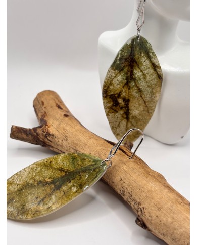 PENDIENTES ARTESANOS DE HOJA NATURAL ESQUELETIZADA