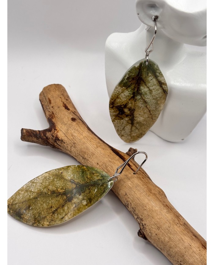 PENDIENTES ARTESANOS DE HOJA NATURAL ESQUELETIZADA