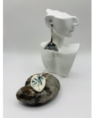 PENDIENTES DE PORCELANA DESGASTADA POR EL MAR