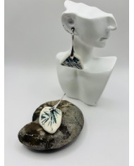 PENDIENTES DE PORCELANA DESGASTADA POR EL MAR