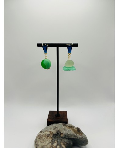 PENDIENTES ARTESANOS DE CRISTAL MARINO CON CANICA