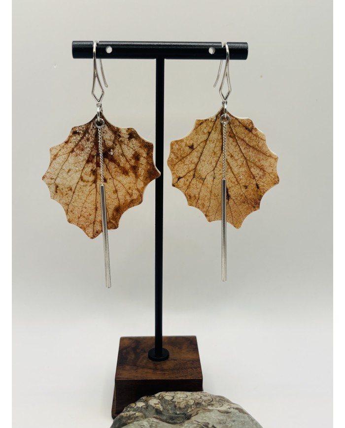 PENDIENTES ARTESANOS DE HOJA NATURAL ESQUELETIZADA
