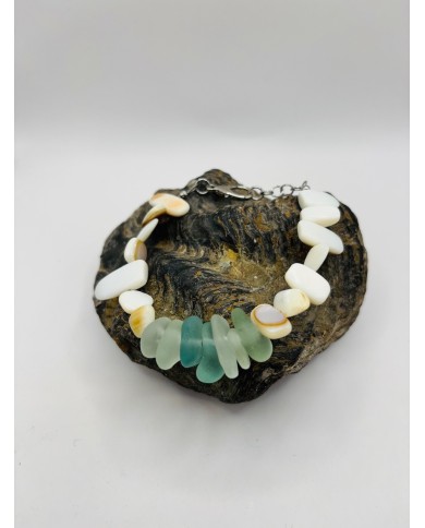 PULSERA  DE CRISTAL MARINO Y NÁCAR