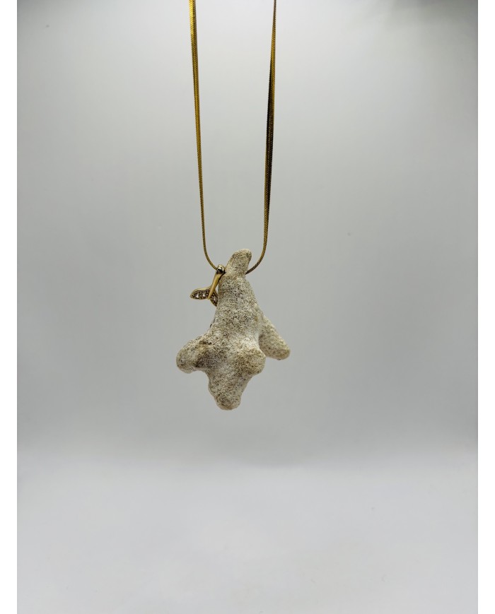 COLLAR ARTESANO DE CORAL NATURAL SECO