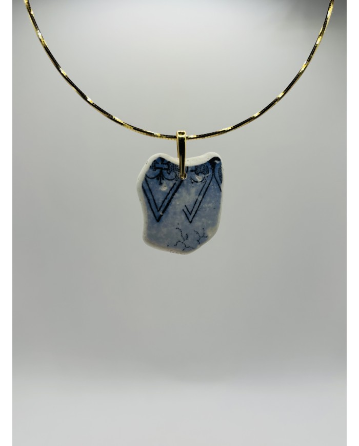 COLLAR ARTESANO DE PORCELANA ANTIGUA