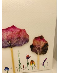 Ilustración pintada a mano con hoja natural esqueletizada