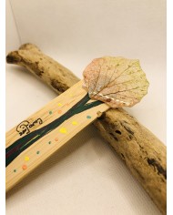 Marcapáginas de hoja natural esqueletizada de álamo