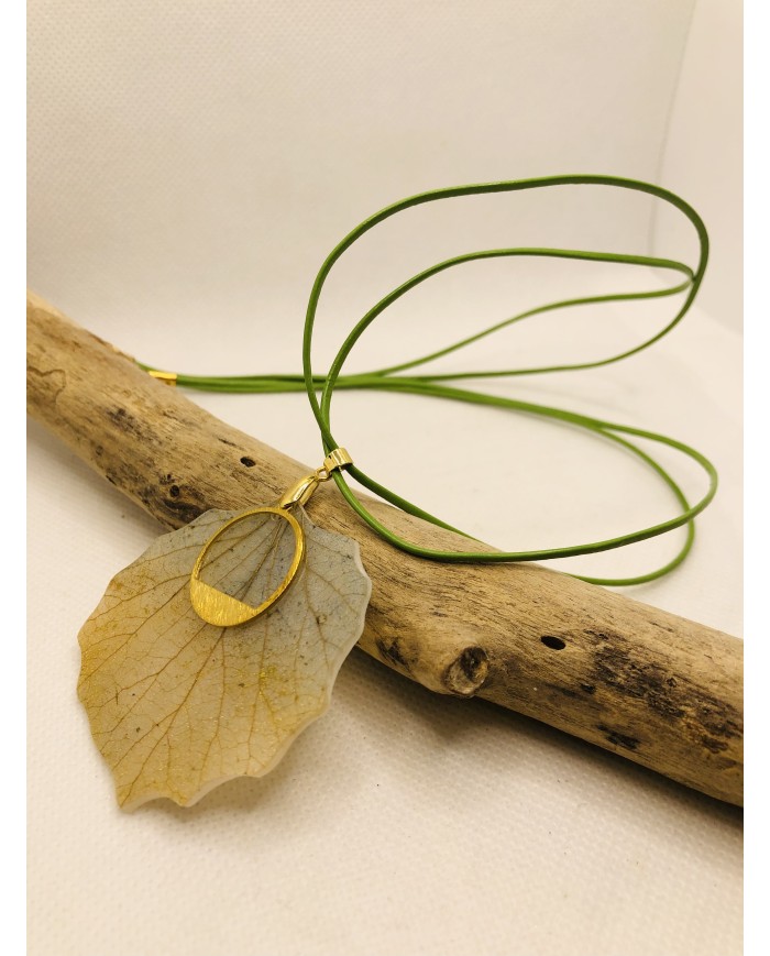 COLLAR ARTESANO de hoja natural de álamo
