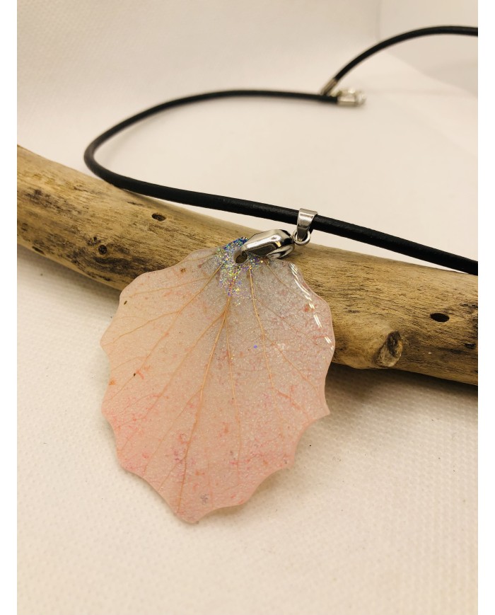 COLLAR ARTESANO de hoja  natural de álamo