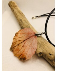 COLLAR ARTESANO de hoja natural de hoja